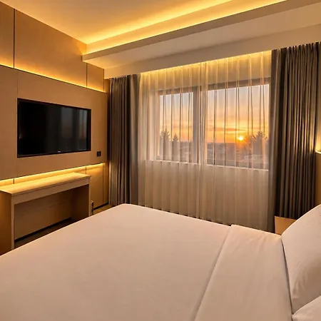 Nueva Europa 4*